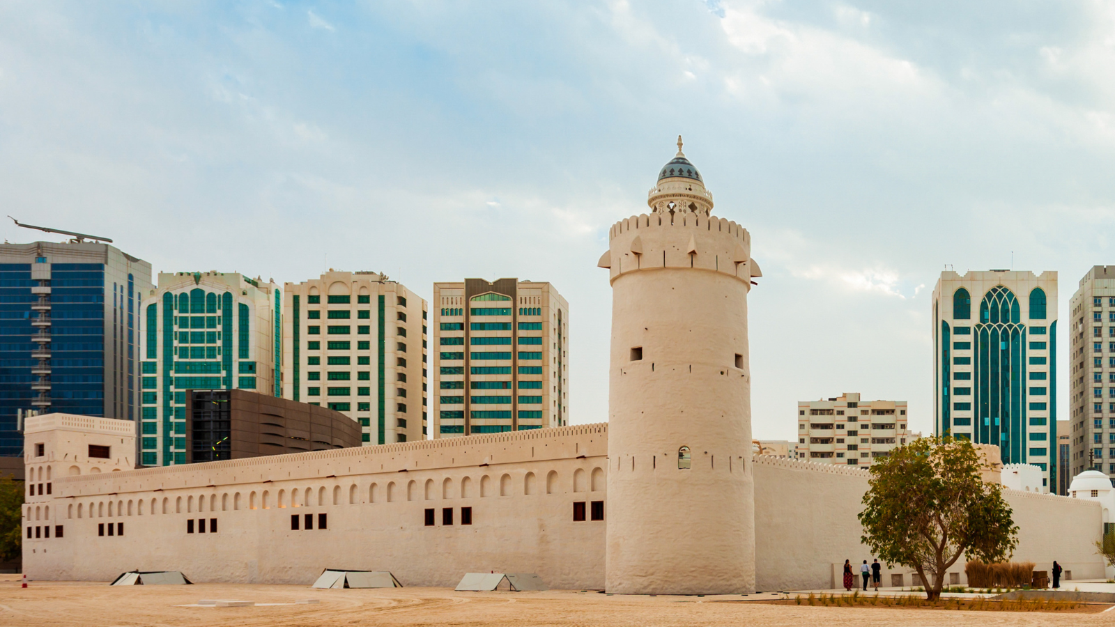 Beyond the Coldplay Concert in Abu Dhabi! Best things to explore 10 Majestic Qasr Al Watan Abu Dhabi
