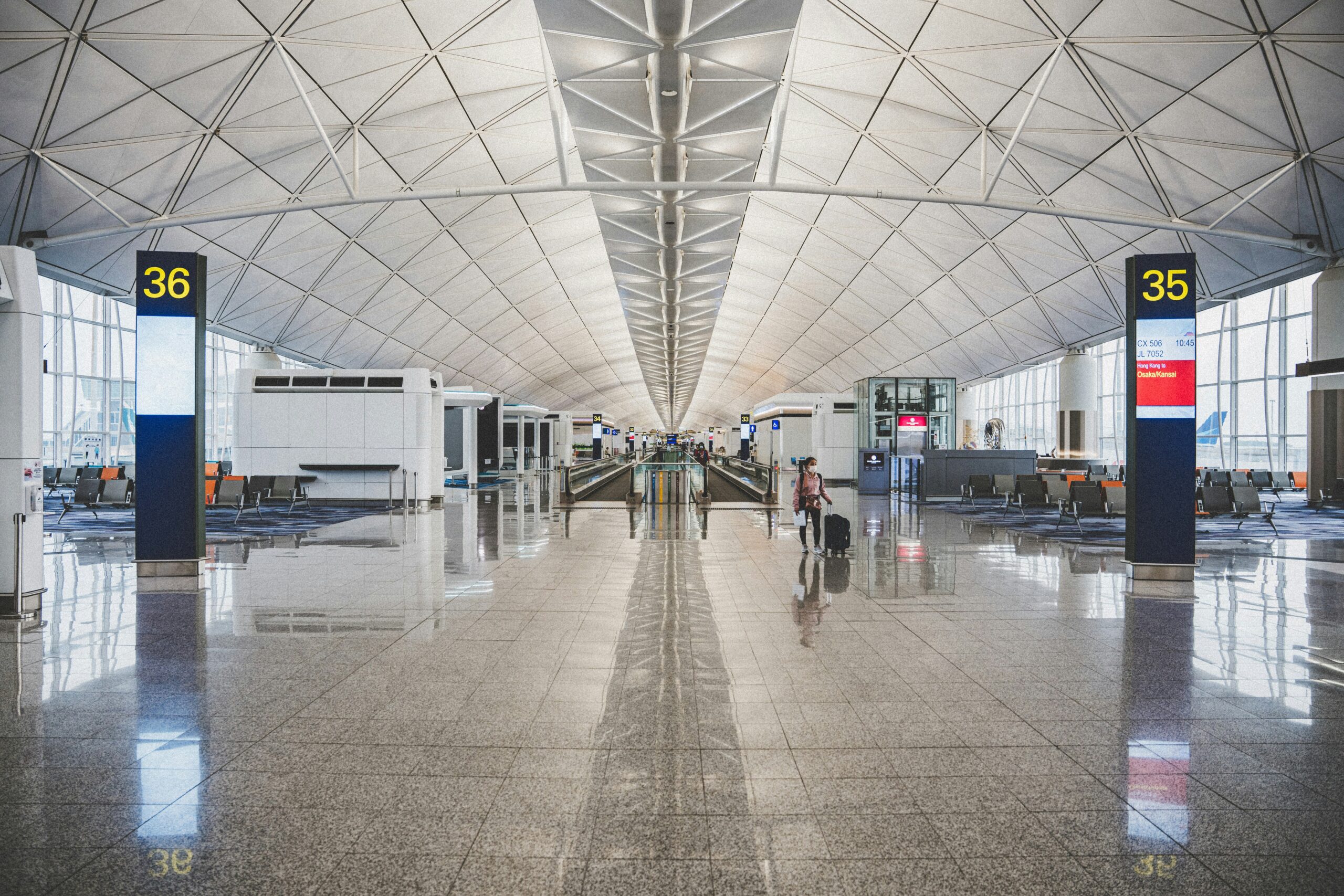 Reimagining The Airport As A Place Of Leisure, Not Stress 14 The Evolution of the Departure Gate scaled